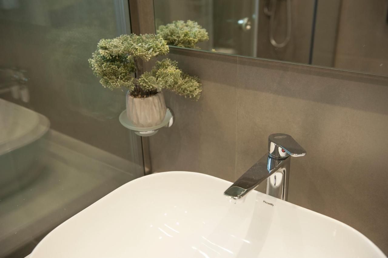 Olympia Luxury Apartment In Marousi Atenas Exterior foto